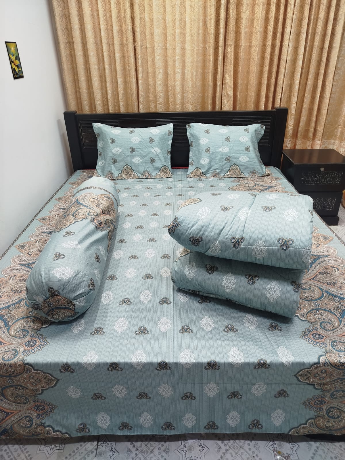 ৫ পিসের সেট প্রিমিয়াম কোয়ালিটি টুইল কটন ফেব্রিক্স কম্ফোর্টার (Comforter)